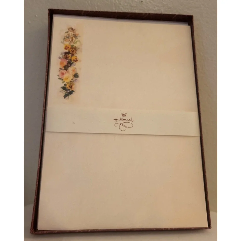 Lot of 2 VTG Hallmark Stationery & Envelopes Sets in box Poppy & Cherub Floral
